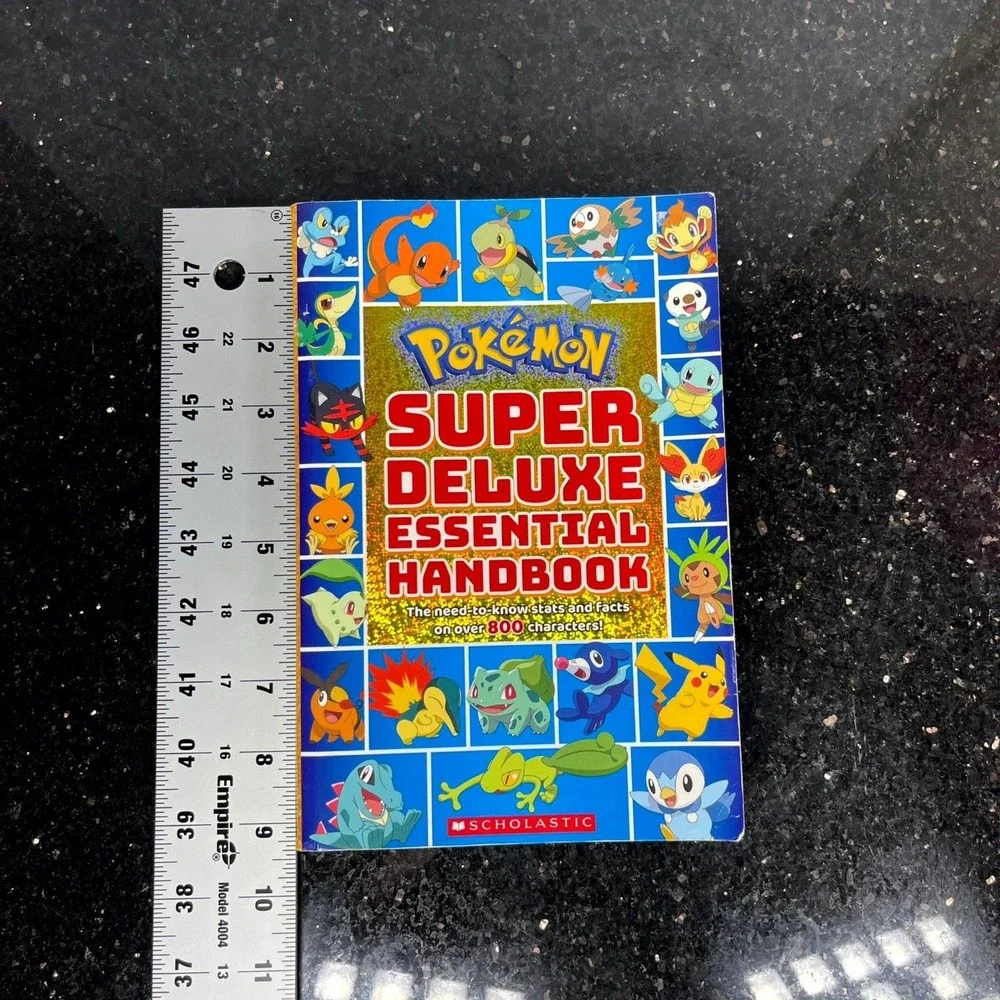 Pokemon Super Deluxe Essential Handbook 2018 Scholastic Characters Stats‎